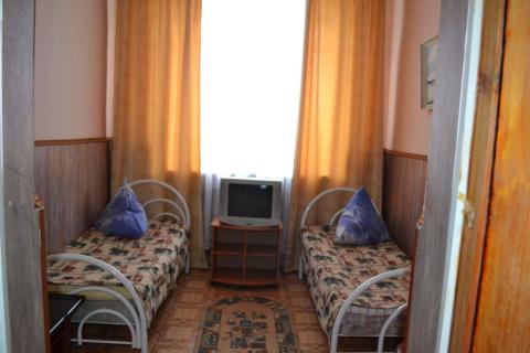 Стандартный двухместный номер с частичными удобствами